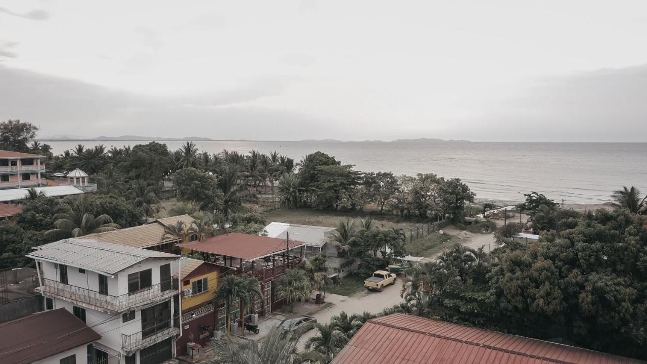 Hotel Bahia เตลา ภายนอก รูปภาพ