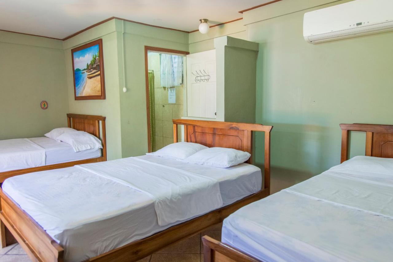 Hotel Bahia เตลา ภายนอก รูปภาพ